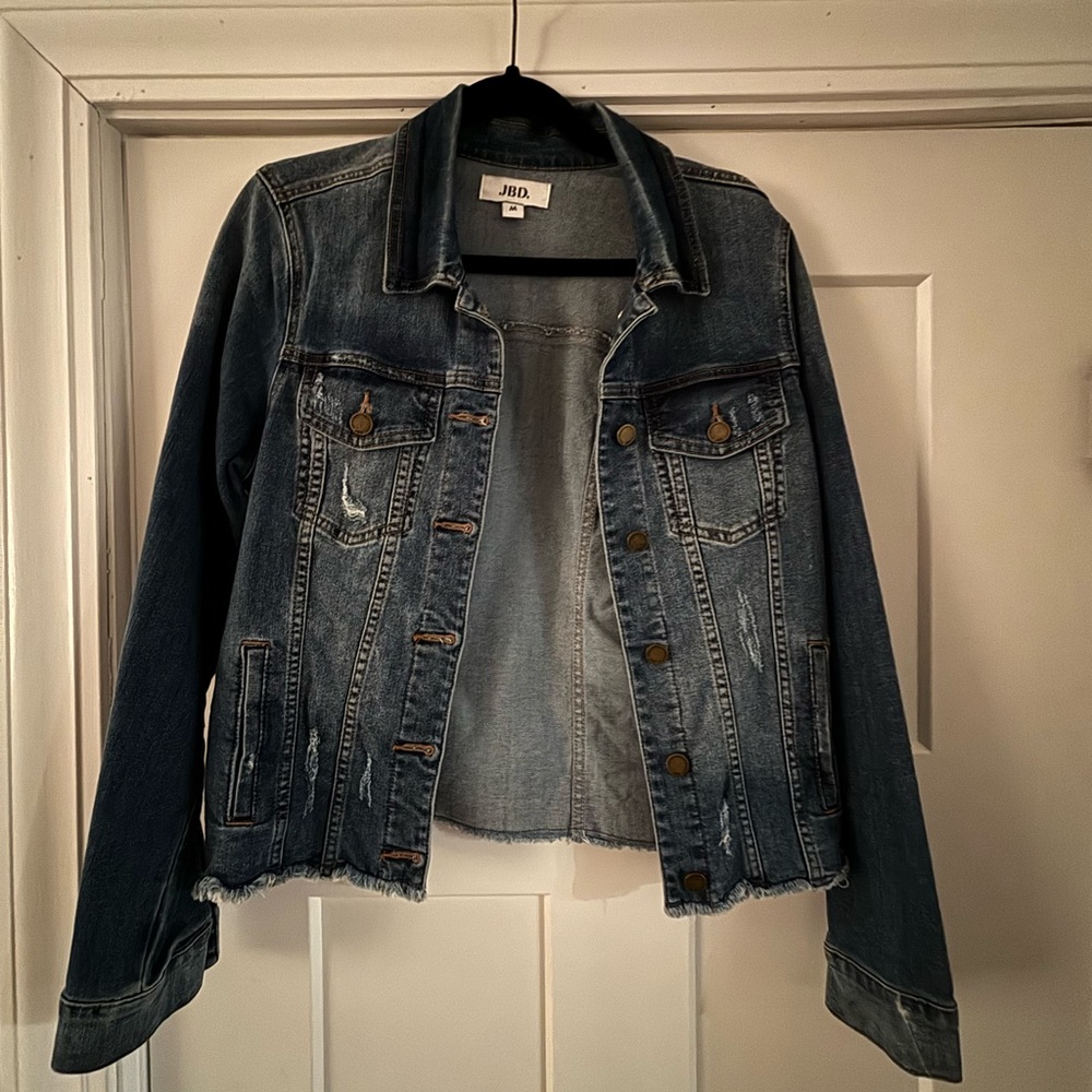 Blue Jean Jacket with Vintage Appeal